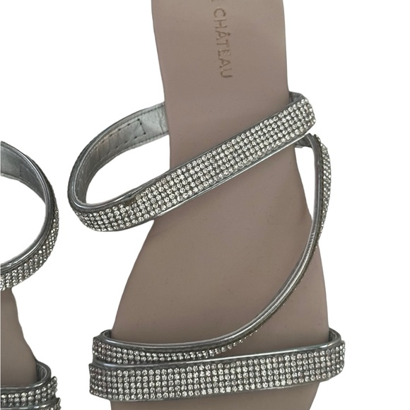 ❤️NWOT Le Chateau Rhinestone Sandals - Picture 3 of 4